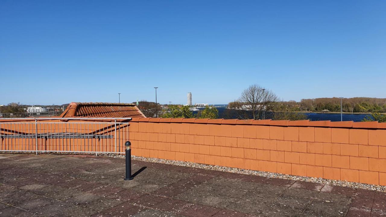 Pematra Ferienwohnungen Ostseestrasse 2 Любек Екстериор снимка