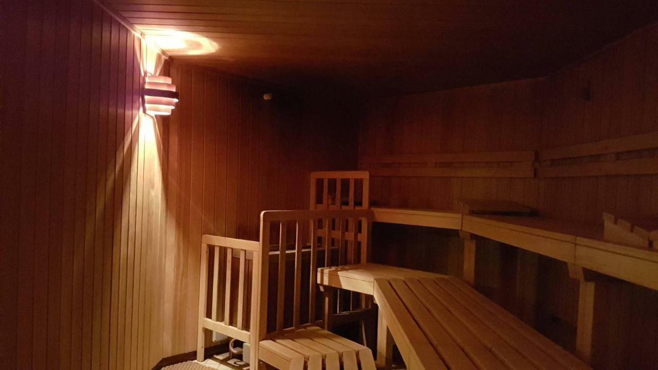 Pematra Ferienwohnungen Ostseestrasse 2 Любек Екстериор снимка