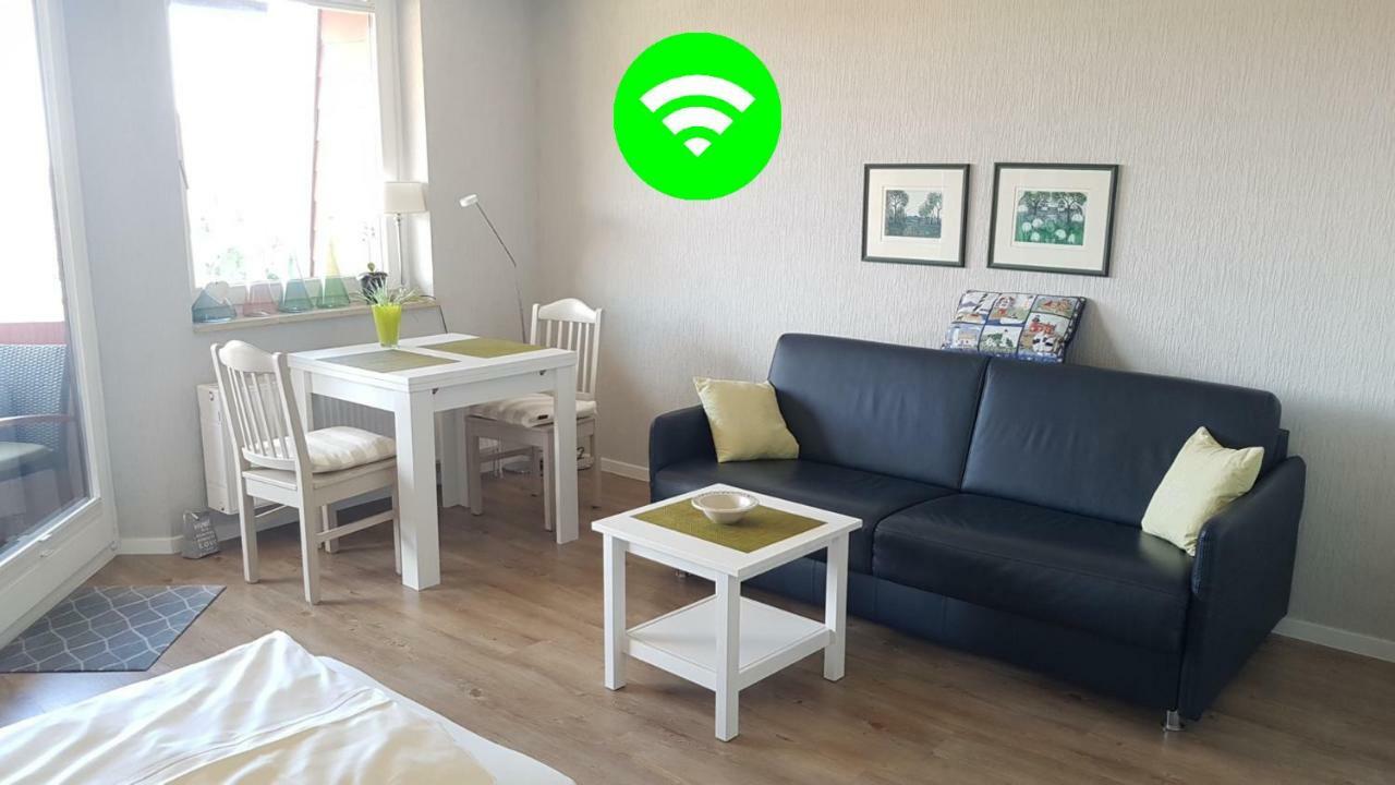 Pematra Ferienwohnungen Ostseestrasse 2 Любек Екстериор снимка